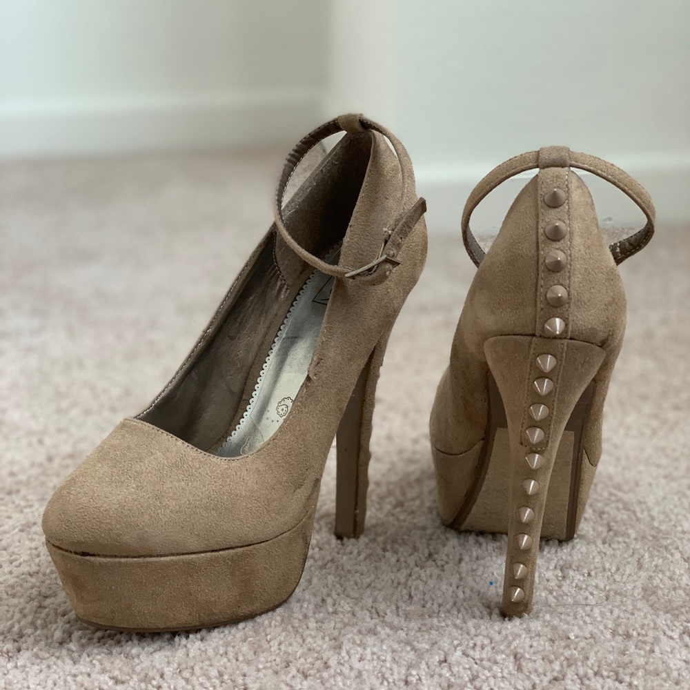 Diva heels!